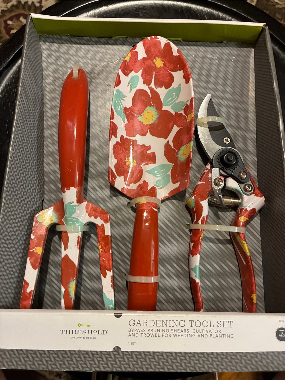 NEW! Threshold Floral Gardening Tool Set
